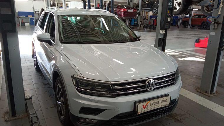 Volkswagen Tiguan 2018 года, 113 223 км - вид 2