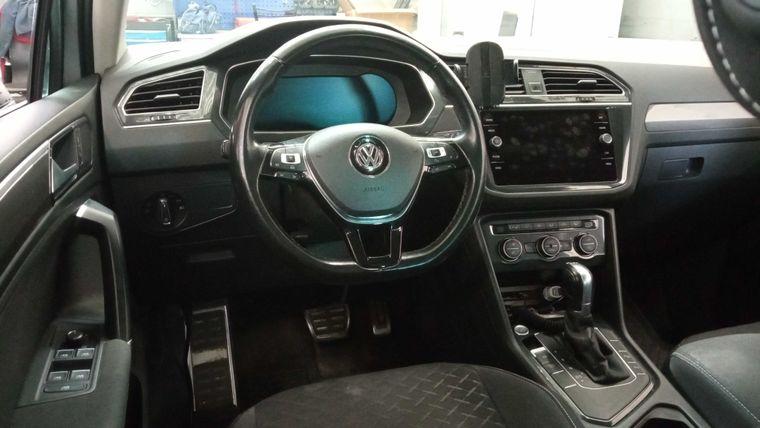 Volkswagen Tiguan, 2018 - вид 4