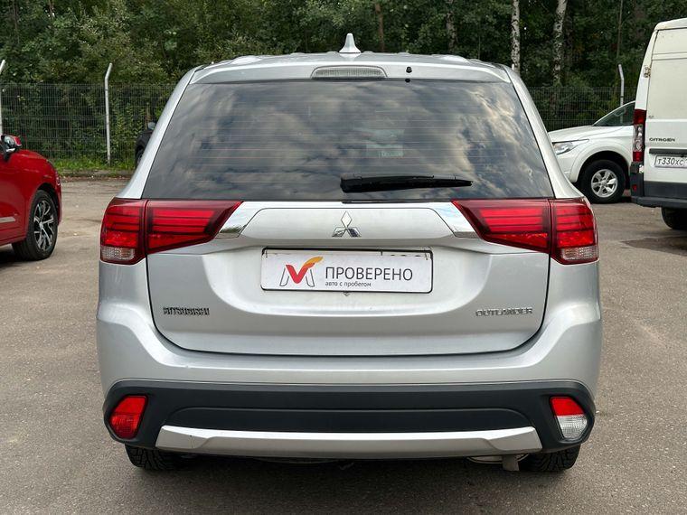 Mitsubishi Outlander, 2018 - вид 4