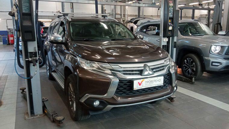 Mitsubishi Pajero Sport,  - вид 1