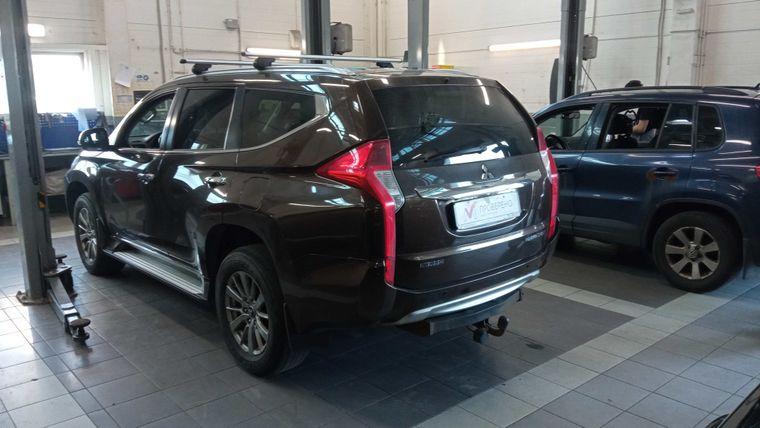 Mitsubishi Pajero Sport,  - вид 3
