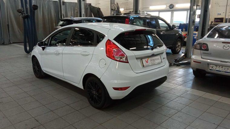 Ford Fiesta, 2015 - вид 3