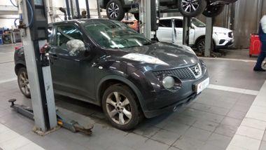 Nissan Juke 2012 года, 195 962 км - вид 2