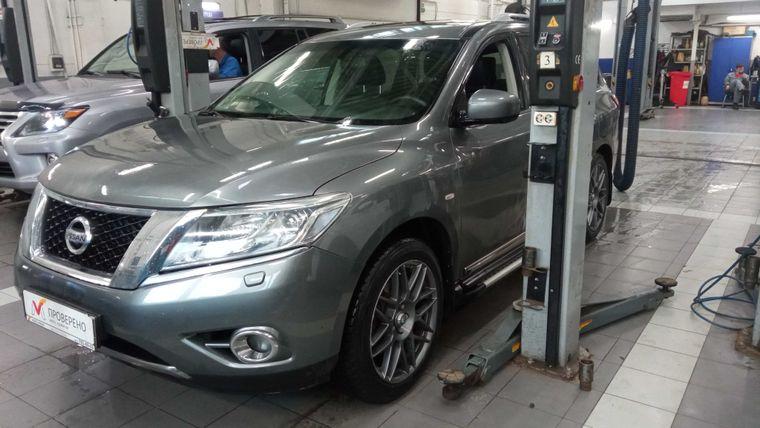 Nissan Pathfinder 2014 года, 182 248 км - вид 1