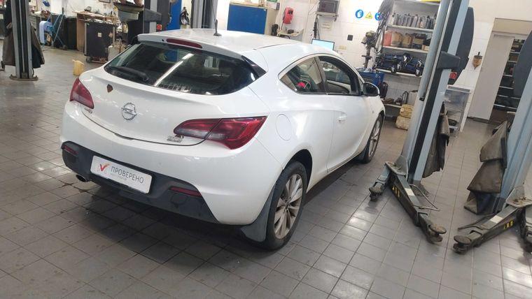 Opel Astra GTC,  - вид 2