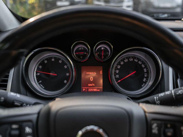 Opel Astra GTC,  - вид 4