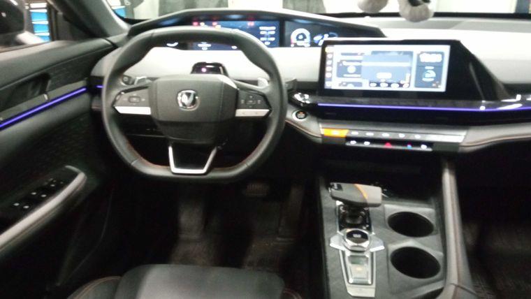 Changan UNI-V,  - вид 4