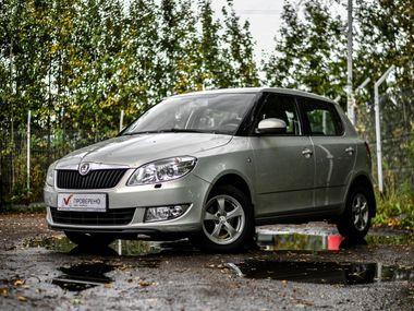 Skoda Fabia 2011 года, 180 000 км - вид 1