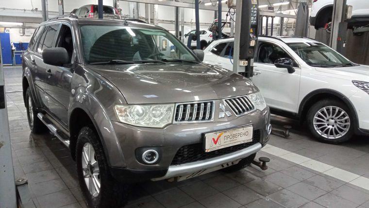 Mitsubishi Pajero Sport,  - вид 1