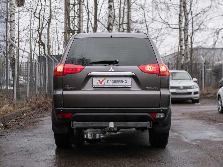 Mitsubishi Pajero Sport,  - вид 3