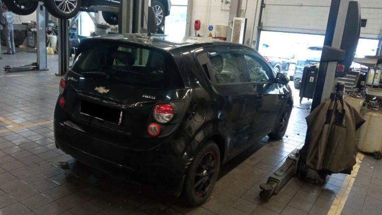Chevrolet Aveo,  - вид 2