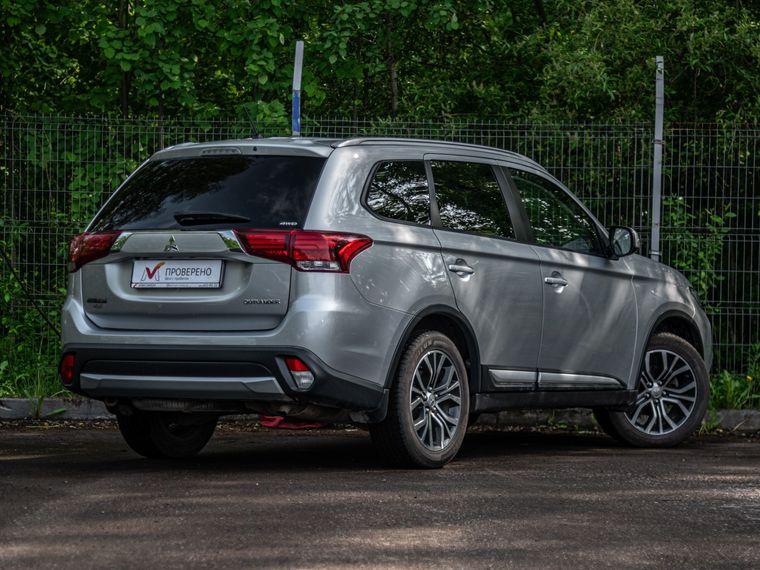 Mitsubishi Outlander, 2016 - вид 1