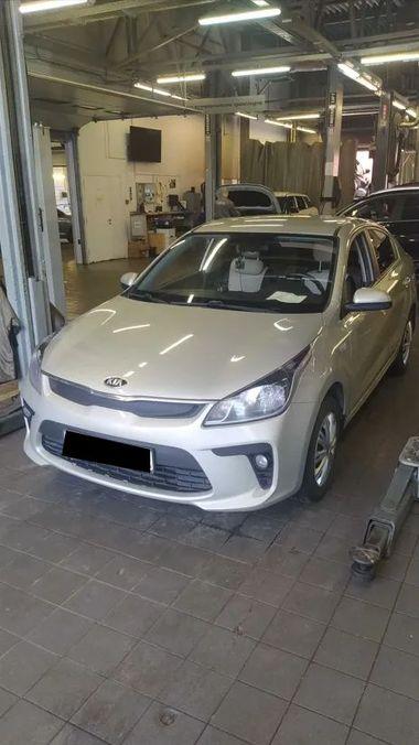 Kia Rio 2018 года, 104 231 км - вид 1