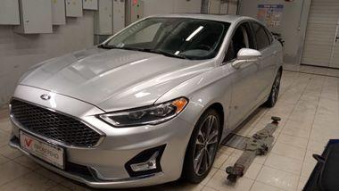 Ford Fusion (North America) 2019 года, 122 000 км - вид 1