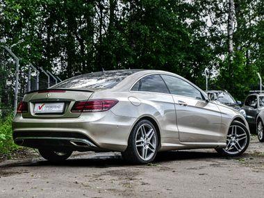 Mercedes-Benz E-класс 2015 года, 132 559 км - вид 2