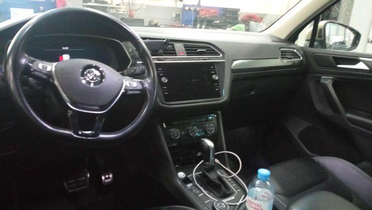 Volkswagen Tiguan,  - вид 4