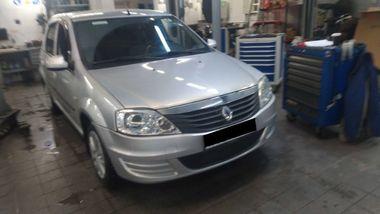 Renault Logan 2013 года, 190 000 км - вид 2