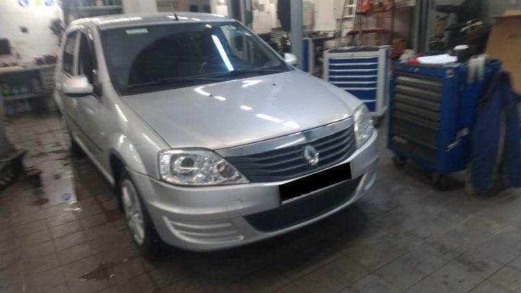 Renault Logan 2013 года, 190 000 км - вид 2