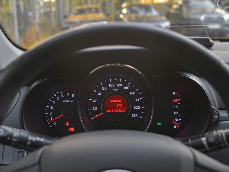 Kia Rio,  - вид 4