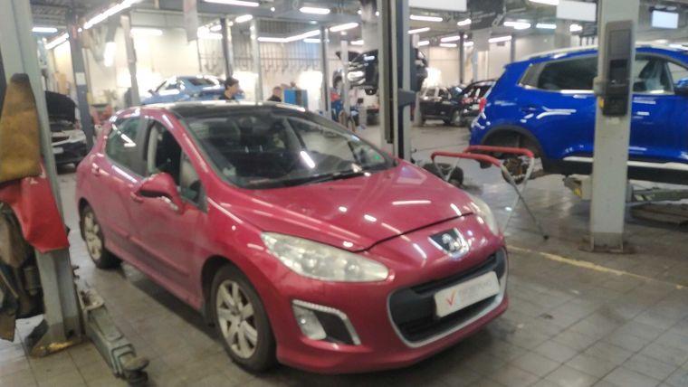 Peugeot 308,  - вид 1