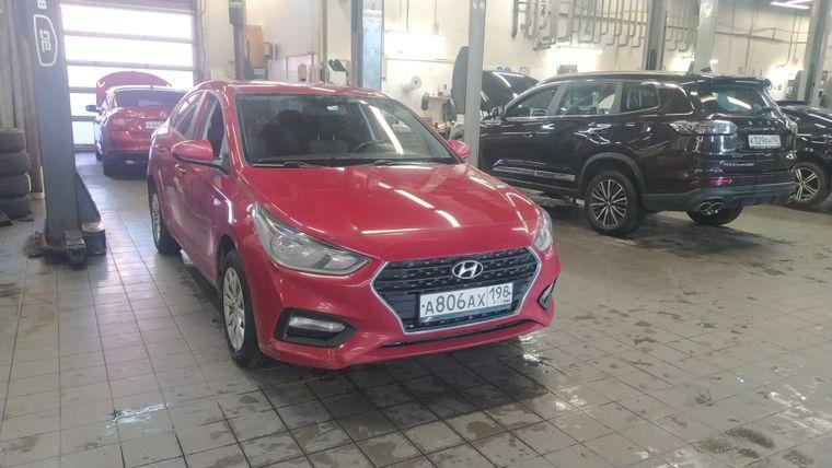 Hyundai Solaris 2017 года, 111 223 км - вид 2