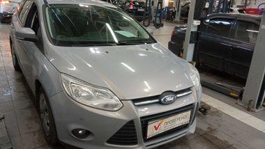 Ford Focus 2013 года, 126 567 км - вид 2