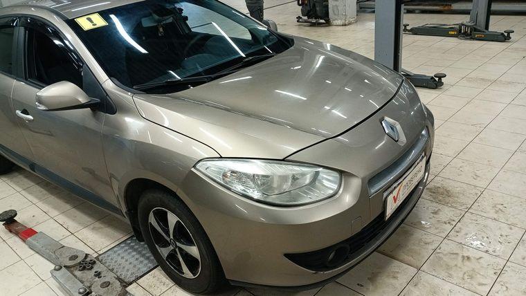 Renault Fluence 2011 года, 175 000 км - вид 2
