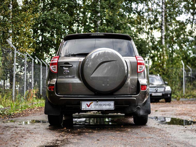 Toyota RAV4,  - вид 3
