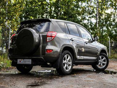 Toyota RAV4 2010 года, 193 150 км - вид 2
