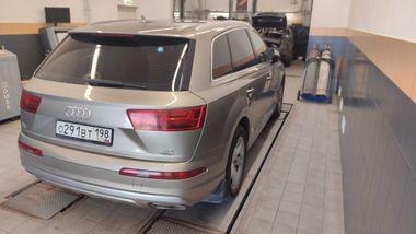 Audi Q7 2016 года, 257 388 км - вид 2