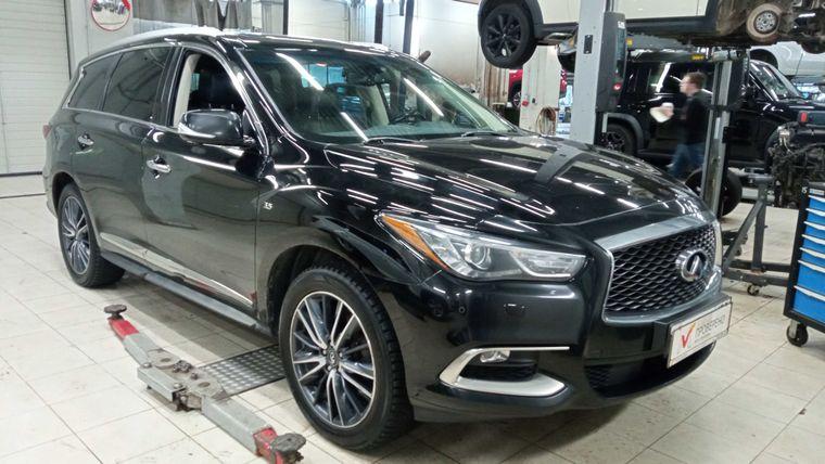 Infiniti QX60 2017 года, 193 095 км - вид 2