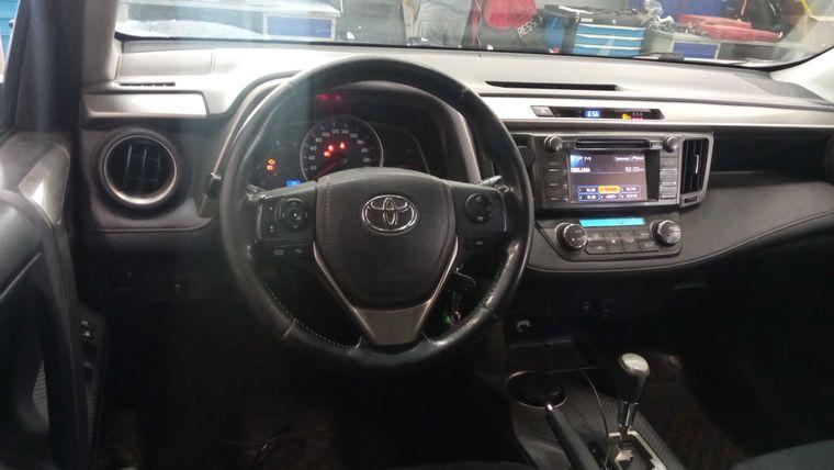Toyota RAV4,  - вид 4