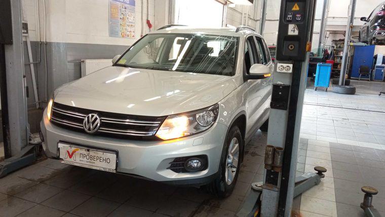 Volkswagen Tiguan 2013 года, 111 956 км - вид 1