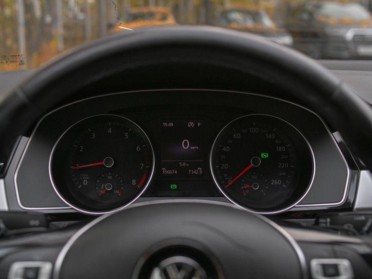 Volkswagen Passat,  - вид 4