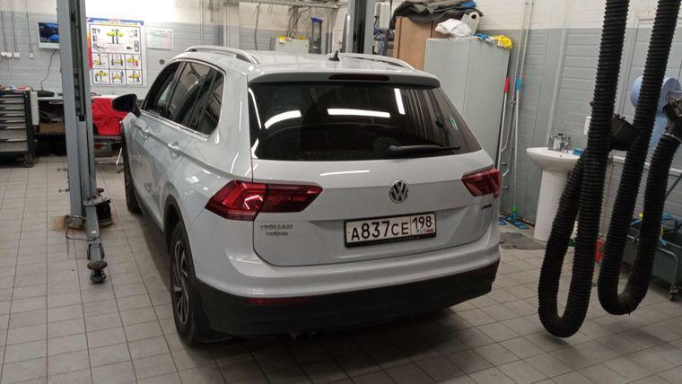 Volkswagen Tiguan 2018 года, 132 706 км - вид 2