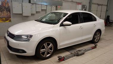Volkswagen Jetta 2013 года, 216 464 км - вид 2