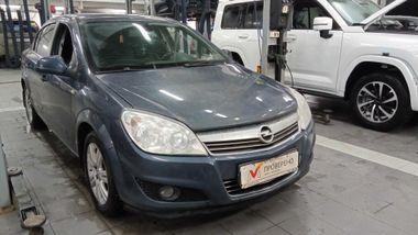 Opel Astra 2010 года, 153 000 км - вид 2
