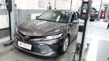 Toyota Camry 2019 года, 121 137 км - вид 1