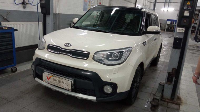 Kia Soul 2018 года, 124 300 км - вид 1