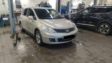 Nissan Tiida 2008 года, 200 972 км - вид 2