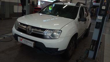 Renault Duster 2018 года, 212 000 км - вид 1