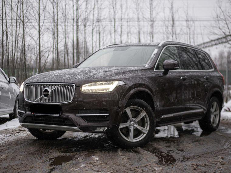 Volvo XC90, 