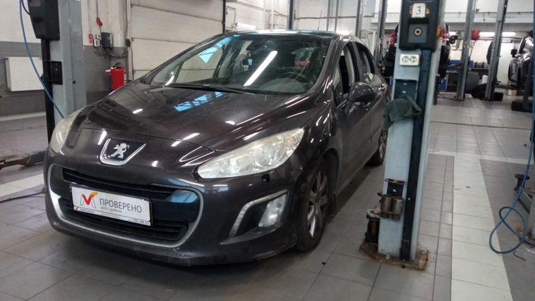 Peugeot 308 2011 года, 223 135 км - вид 1