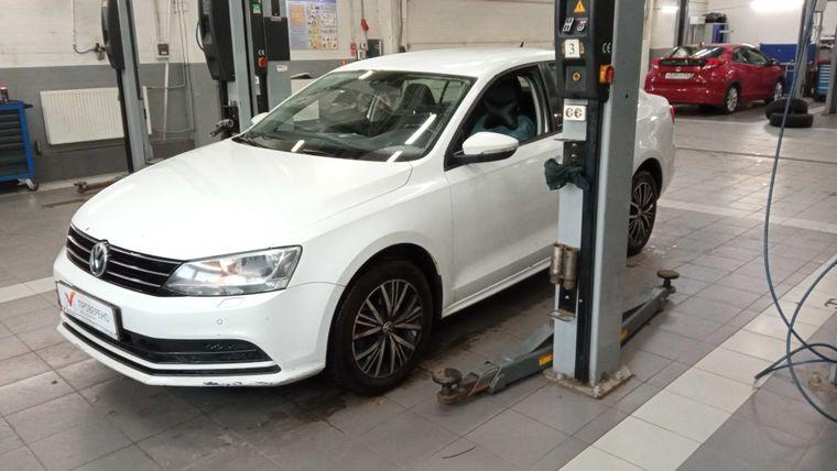 Volkswagen Jetta, 