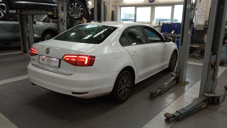 Volkswagen Jetta,  - вид 2