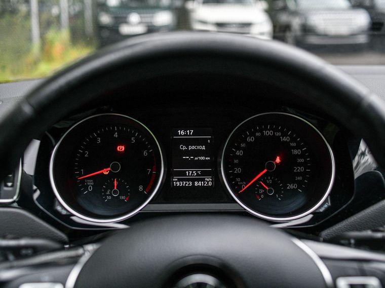Volkswagen Jetta,  - вид 4
