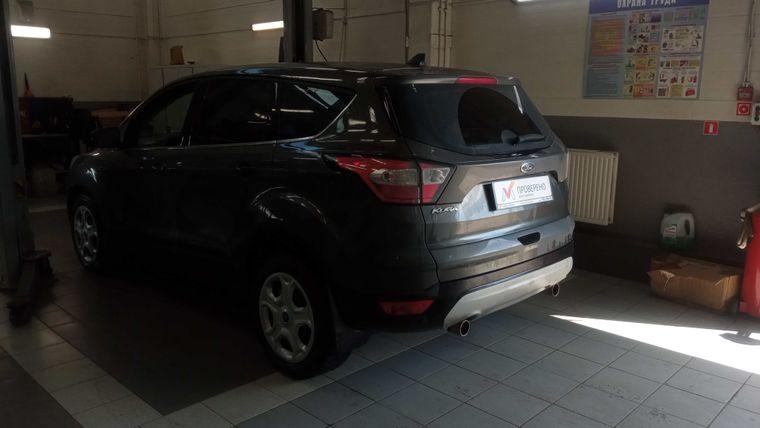 Ford Kuga, 2018 - вид 3