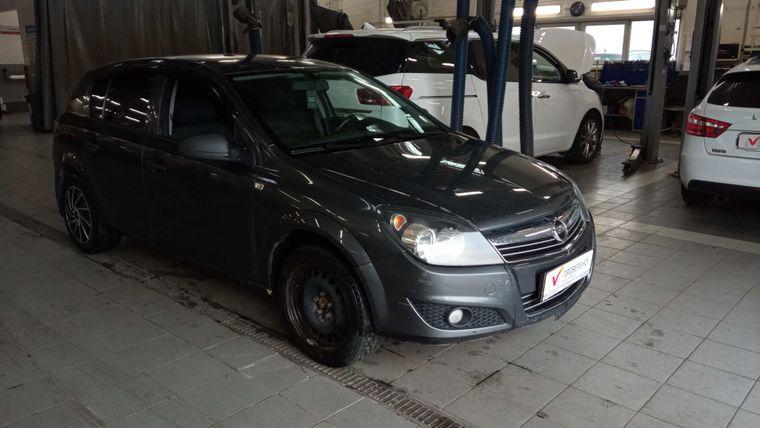 Opel Astra 2012 года, 126 000 км - вид 2