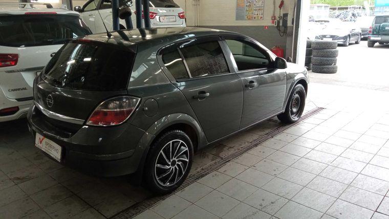 Opel Astra, 2012 - вид 2