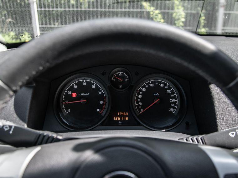 Opel Astra, 2012 - вид 4